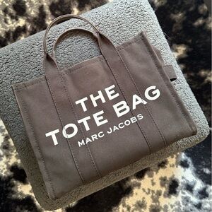 Marc Jacobs - Black 'The Small Traveler' Tote